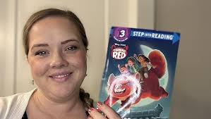 Mei's Wild Ride (Disney/Pixar Turning Red) (Step into Reading): RH Disney,  RH Disney: 9780736442657: Amazon.com: Books