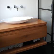 Günstige badunterschrank angebote aus massivholz & echtholz mit schubladen moderne & rustik… welche waschbeckenunterschränke eignen sich für aufsatzwaschbecken? Waschtischplatte Eiche Mit Lochern 3 Cm Rustikal Online Eichenholz Profi