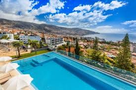 Vyberte tu nejlepší nabídku a vyrazte na vysněnou dovolenou. Dovolena Funchal 2021 2022