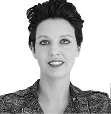 Andrea Bays's Instagram, Twitter & Facebook