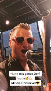 Hurra das ganze Dorf ist da🥳 Gemeinsam mit die Dorfrocker 😎 #dorfkin...