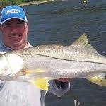 ANDRÉ SALERNO: experiente guia de pesca em Bertioga