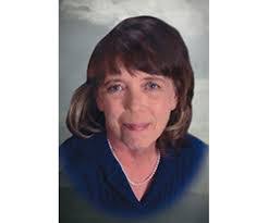 Robin Hillman's Instagram, Twitter & Facebook