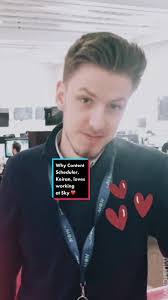 Sean Bogan's Instagram, Twitter & Facebook