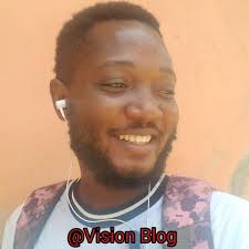 Real Muja Football Club female team was spotted eating Bean Rice 🍚 ahead  of their 3-0 victory match against Bushord Queens at the SKD practice  patch. It seems like Beans give the