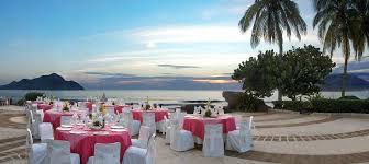 El Cid Moro Beach Hotel In Mazatlan Mexico Destination Wedding Mexico Beach Wedding Packages Mexico Beach Weddings