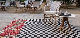 We love rugs in equal parts for their ability to liven up a room, and well, just the fact that they make things so darn cozy. Oaxaca Outdoor Teppich Nanimarquina Nanimarquina Oaxaca