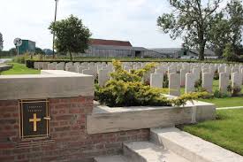 Commonwealth War Cemetery Cinq Rues ...