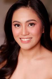 Fresh make up look for Mam Faye Laderas 😘😊 Make up artist Richard  Cheyzzer Tulop Hair stylist Staycy Josh Hmua Head Make up artist Miss  Jasmine Samonte Patiñothank you so much mie 😘