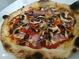 Coupez les tranches de jambon en lamelles. Pizza Go Ruminghem Italienische Kuche In Meiner Nahe Jetzt Reservieren