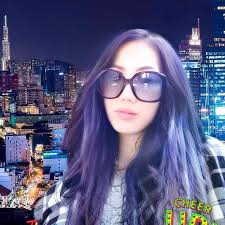 30 歲後才發現， 有些朋友沒聯絡就真的消失了。 以前每天膩在一起， 現在連一句「最近好嗎」都沒有， 長大後的友情是不是很現實？