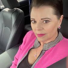 What are the must-do activities in Cabo for a honeymoon?