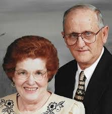 Lee Baumgardner's Instagram, Twitter & Facebook