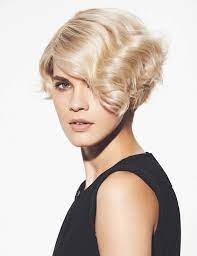 Les 10 Coupes Courtes De L Ete Coiffure Mariage Cheveux Courts Coiffure Facile Coiffures Gatsby