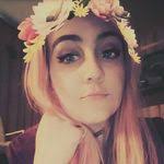 Kendra Newlon's Instagram, Twitter & Facebook