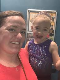 What are some kid-friendly spa or nail salons in Lehigh Acres, FL that  offer pedicures