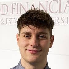 Amy Trimmer's Instagram, Twitter & Facebook