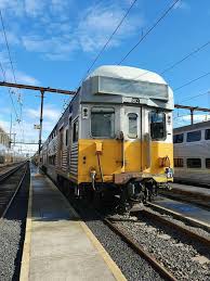 Sydney Trains Double Deck Suburban Carriages Emu S Set Comeng No Longer In Service Train Double Deck New South Wales
