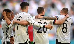 Tambien hay comentarios acerca de como eeuu puede sobrevivir alemania. Mgvnbjpc4j6nlm