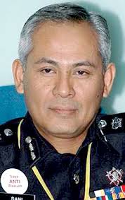 Pengarah jabatan keselamatan dalam negeri dan ketenteraman awam (kdnka) bukit aman, datuk seri acryl sani abdullah. Acryl Sani Abdullah Sani Kancil Tak Cerdik