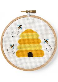 You may even make some for home decor for this snowman, for example, a bow for the head or some cute shoes! Simple Santa Cross Stitch Patterns Novocom Top