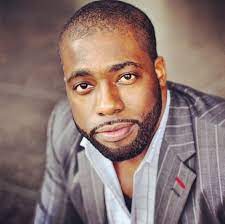 İster türkçe dublaj, ister türkçe altyazılı izleyin. Brian Banks American Football Wikipedia