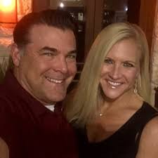 Mary Dettmer's Instagram, Twitter & Facebook