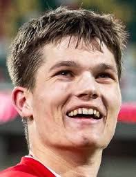 Alexander Busch's Instagram, Twitter & Facebook