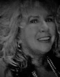 Lori Chick's Instagram, Twitter & Facebook