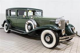 Pin By Nuriyekafes On Dream Rides Chrysler Imperial Chrysler Classy Cars