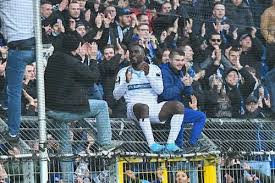 It first played at this level from 2005 to 2007, and again since 2008 with a third place in 2012 as its best result. Sv Waldhof Mannheim Chemnitzer Fc 4 3 Metropoljournal Com