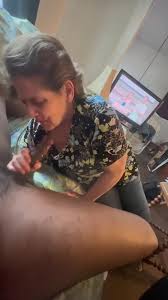 Granny deepthroat, Toothless part 1 - ThisVid.com