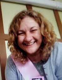 Renee Bentley's Instagram, Twitter & Facebook