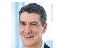 GII サミットスピーカー(英語)