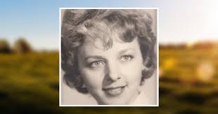 Patsy Stark's Instagram, Twitter & Facebook