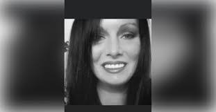 Amy Honaker's Instagram, Twitter & Facebook