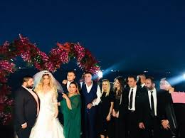 Yaşlı kadın, yeşil kart'tan yararlanmaya. Kibariye Nin 75 Yasindaki Annesi Torununun Dugunune Dansiyla Damga Vurdu Son Dakika Magazin