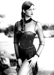 18 people named laura giuliani living in the us. Manuela Arcuri Wikipedia