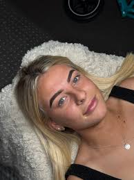 ❤️ Looking for a BRIDAL HAIR STYLIST? ❤️ Based in East Sussex, but covering  all locations (the joy of being freelance 😊). I would love to offer my  services and be part