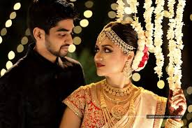 Wedding Reception Photography Kolkata Couple Sreeleena And Unni Kerala Wedding Photography Indian Wedding Photography Couples Wedding Reception Photography