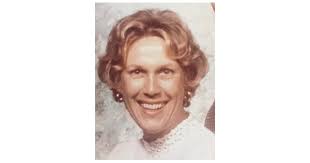 Suzanne Marrs Obituary (1926