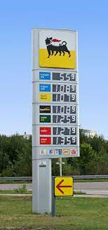 Gerade jetzt in der urlaubszeit zieht es viele zu unseren südlichen nachbarn ans meer und folgender satz fällt wie das amen im gebet: Agip Im Portrait Mehr Zur Italienischen Tankstellenkette