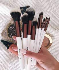 10 Affordable Makeup Brands For Beauties On A Budget Society19 Uk Cheap Makeup Brushes Best Makeup Brushes Skin Makeup