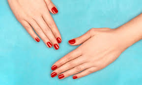 Dots looks like an ordinary fountain pen, a rod of each ends with the round metal tip. Six Tips For A Perfect Manicure