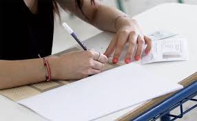 Οι πανελλήνιες 2020 έχουν μία σημαντική διαφορά, καθώς με τον νόμο 4610/2019 καταργήθηκαν οι συντελεστές βαρύτητας. Panellhnies 2020 Ayta Einai Ta 8emata Se Fysikh Kai Latinika Protionline Grprotionline Gr