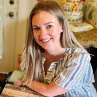 Jaclyn Sloan's Instagram, Twitter & Facebook