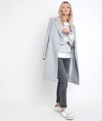 En plein hiver, un manteau pour femme molletonné avec une capuche fourrée est l'idéal pour rester au chaud. Manteau Gris Femme Pasteurinstituteindia Com