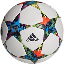 4.40 minuten vor ende des spiels erzielt andi breme durch elfmeter den siegtreffer zum gewinn der fussball wm 1990 !! Adidas Fussball Finale Berlin Omb Offizieller Spielball White Solar Blue2 S14 Flash Green S15 36 X 44 X 1 Cm 3 Liter Amazon De Sport Freizeit