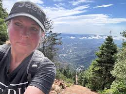 Hiking the Manitou Incline in November