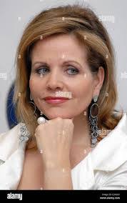 Amelia Fleming's Instagram, Twitter & Facebook